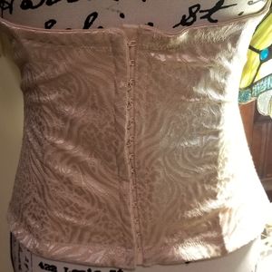 💖5/$19 Waist Mid-Section Reducer NWOT